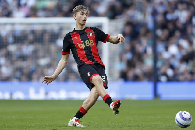 Mercado: Huijsen na mira dos gigantes da Premier League (e da Europa)