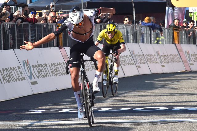 Del Toro vence clássica mais antiga do Mundo no alto de Superga