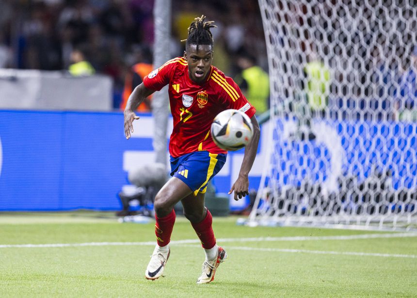 Nico Williams durante o Euro 2024 (Foto: IMAGO)