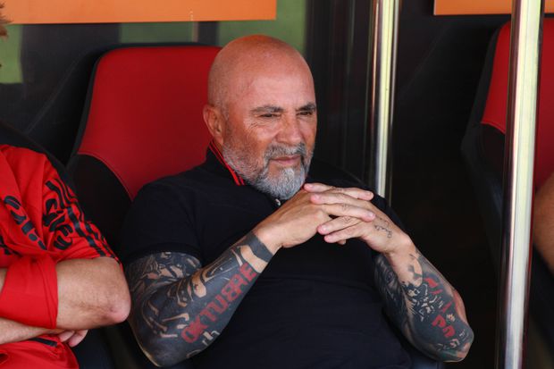 Jorge Sampaoli no banco do Flamengo, em 2023