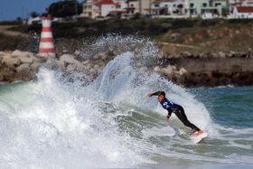 Mau tempo mantém etapa de Peniche da WSL fora de água