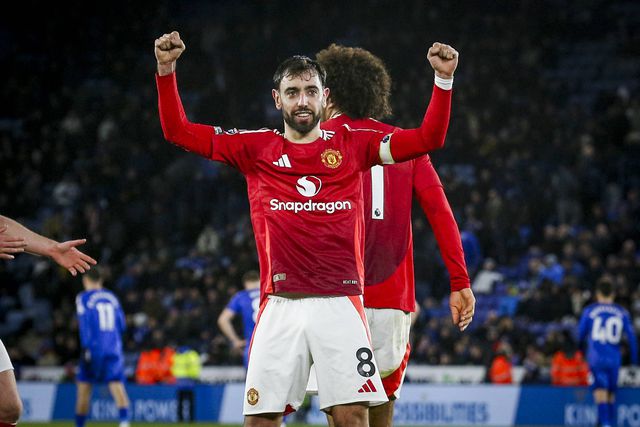 Bruno Fernandes a celebrar mais um golo pelo Man. United em casa do Leicester