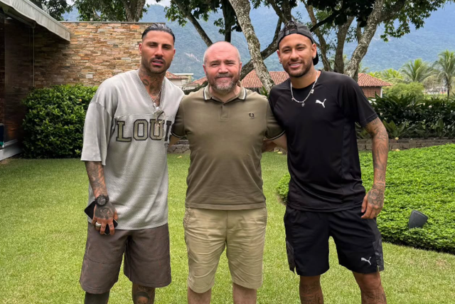 Ricardo Quaresma partilhou fotografia com Neymar nas redes sociais