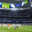 Bernabéu com os jogadores no aquecimento