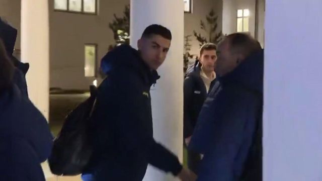 Ronaldo reagiu assim após ver criança desesperada por uma 'selfie' (vídeo)