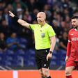 O árbitro Anthony Taylor no FC Porto-Estugarda (Foto: Rogério Ferreira/Kapta+)