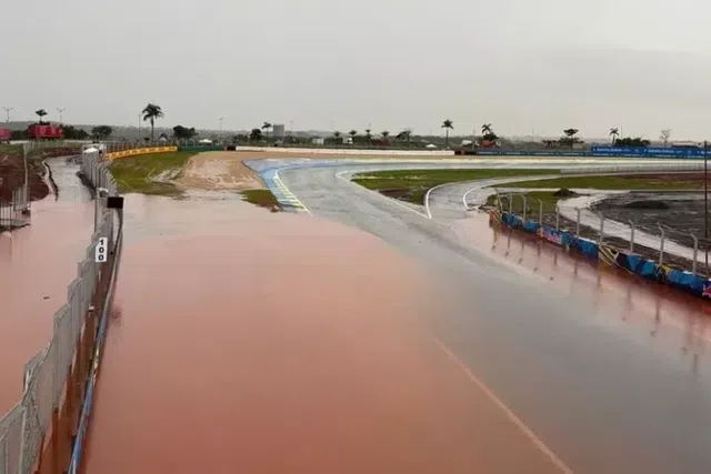 Estado da pista no Autódromo Ayrton Senna depois das chuvas  de há dois dias