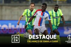 Podia fazer o 'hat trick' aos 120+5', mas falhou de... baliza aberta!