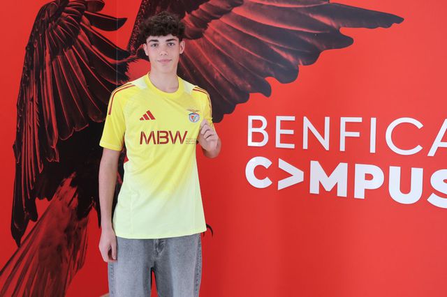 Lourenço, jovem guarda-redes do Benfica (SL Benfica)