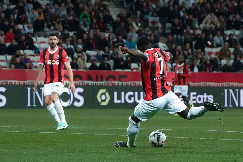 Ligue 1: Nice regressa às vitórias e está mais perto da Liga Conferência