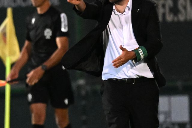 Luís Freire: «É mais um empate, mas nos últimos 21 jogos perdemos três»