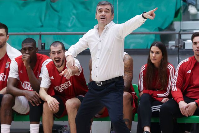 Benfica-Ovarense: «Queremos fechar a meia-final no terceiro jogo», avisa Norberto Alves