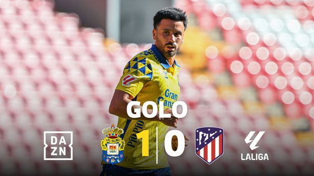 Árbitro desconfia, VAR confirma: Las Palmas vence Atlético no último segundo (vídeo)
