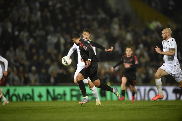 As melhores imagens da vitória do Benfica em Guimarães