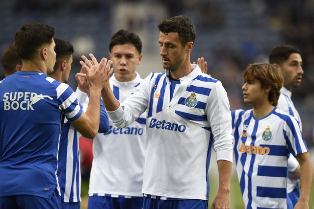FC Porto: Marcano pondera terminar carreira no final da época