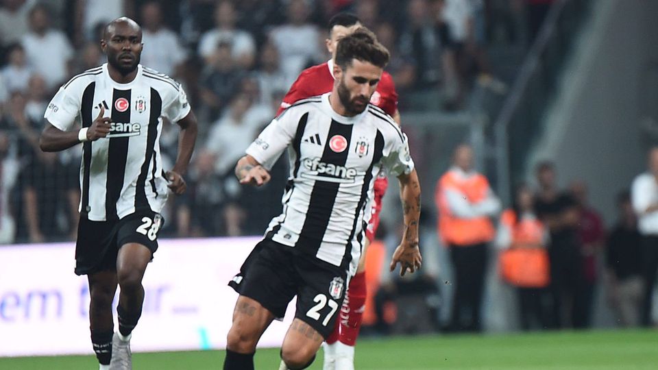Rafa Silva em ação pelo Besiktas (Foto: IMAGO)