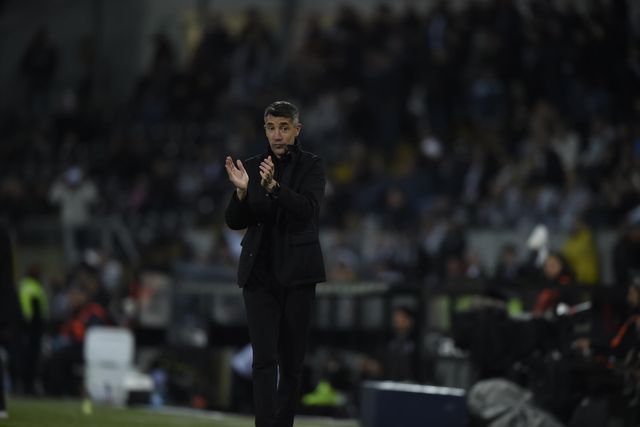 Bruno Lage no V. Guimarães-Benfica