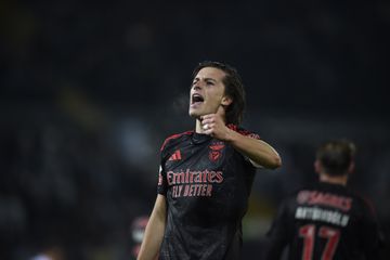 VÍDEO: grande momento de Carreras para o 2-0 para o Benfica