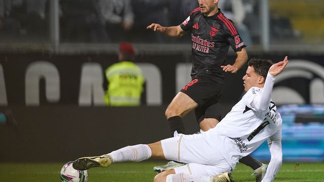 «Em muitos jogos é fácil para os adversários desmontarem a pressão do Benfica»