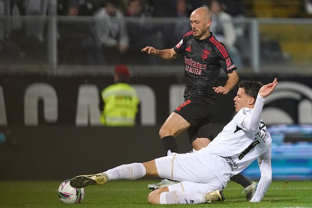 «Em muitos jogos é fácil para os adversários desmontarem a pressão do Benfica»