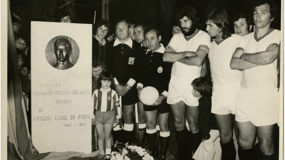 FC Porto: Há 50 anos, era feita a escultura em homenagem a Pavão