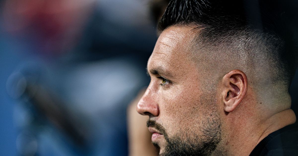 «Acredito que Farioli não pensa em sair do FC Porto»