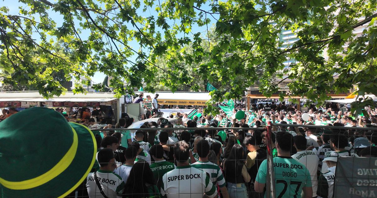 Adeptos do Sporting já se fazem ouvir