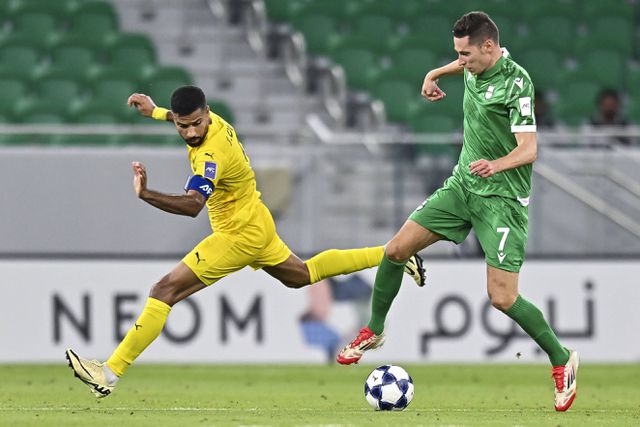 Ex-Benfica Draxler ao serviço do Al Ahli Doha