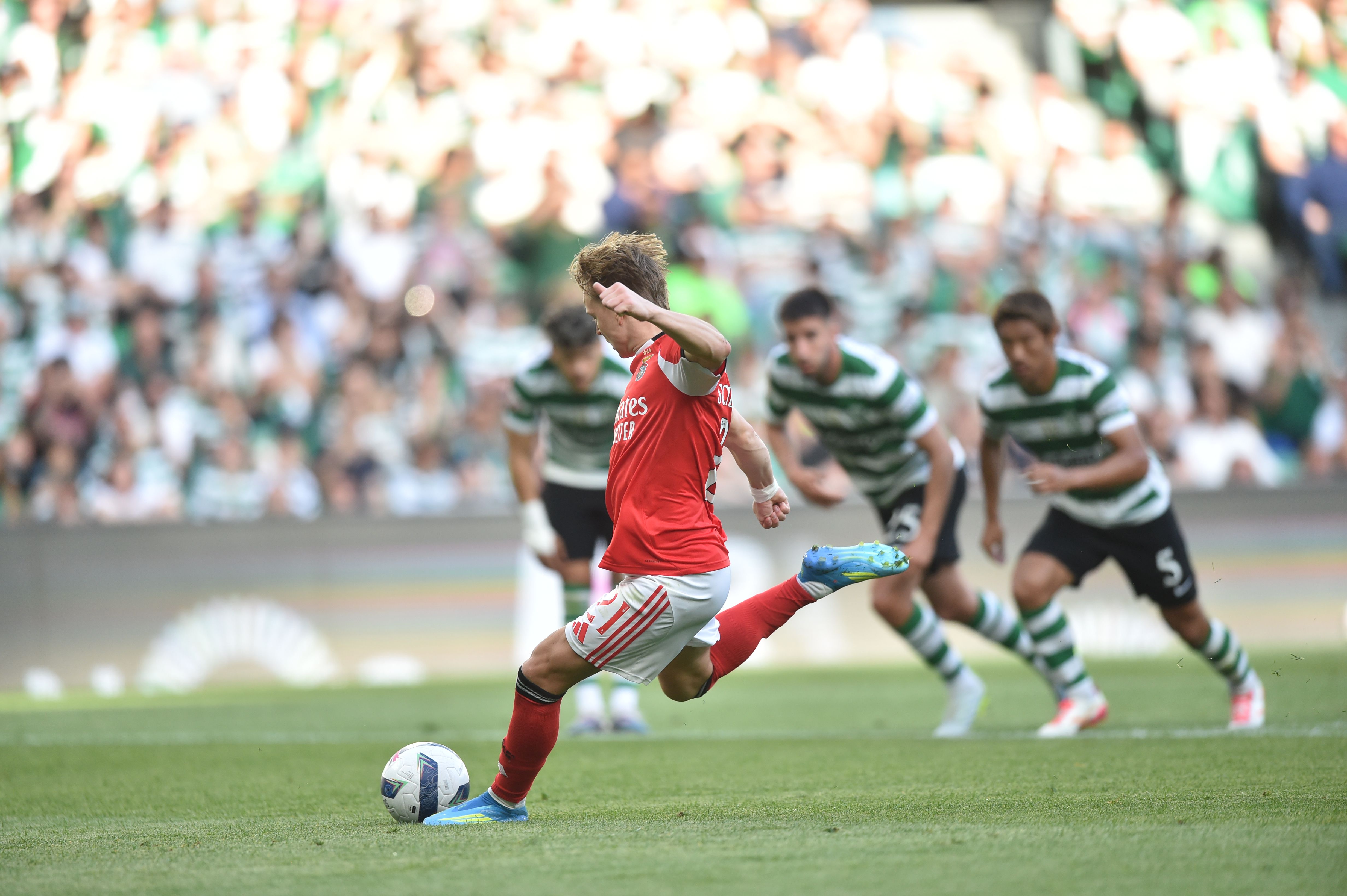 Schjelderup marcou ao Sporting de penálti -  Foto: Miguel Nunes