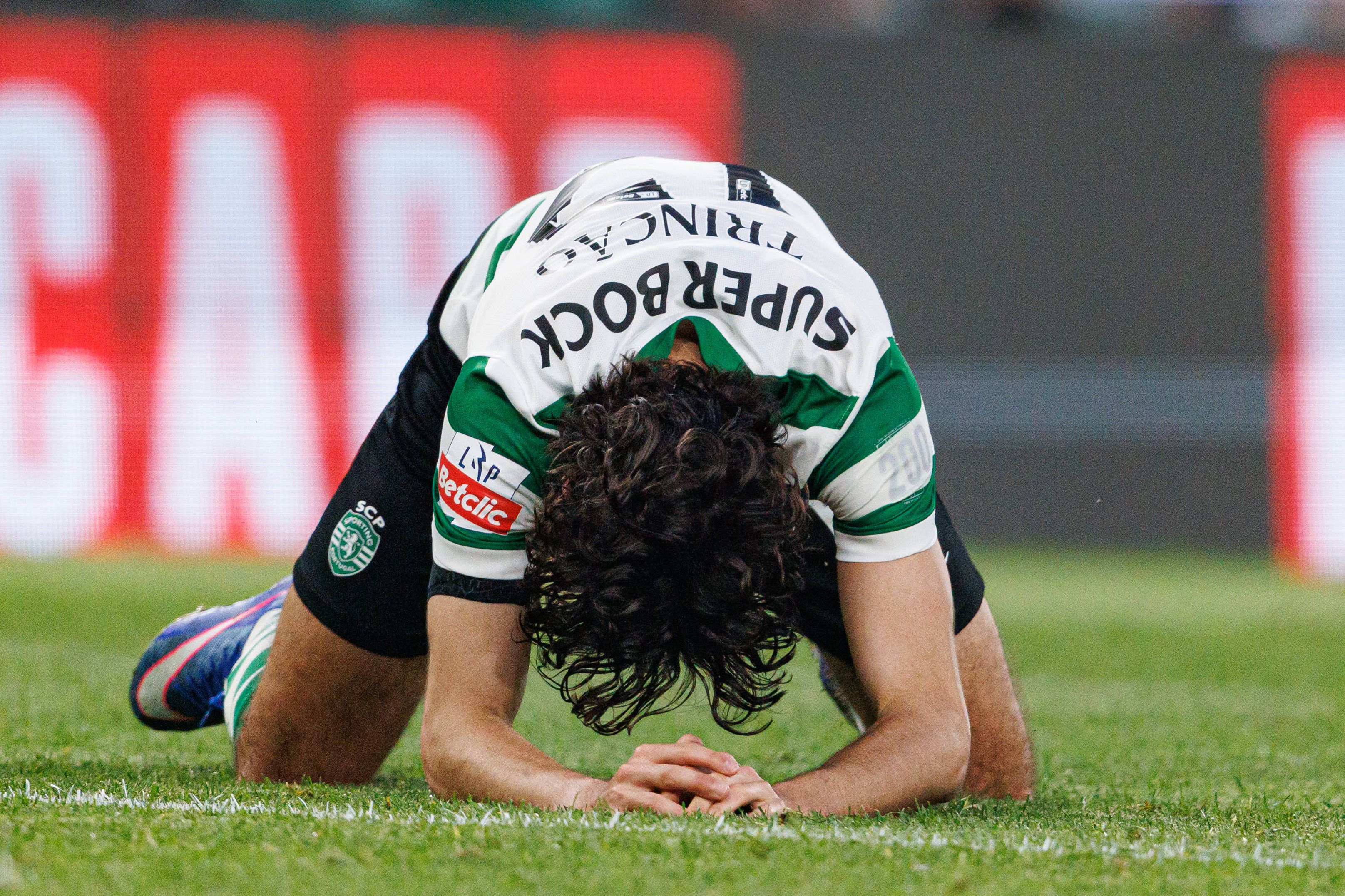Trincão ao tapete ou a imagem de um Sporting sem gás na fase decisiva (mas, não só...) da época - Foto: IMAGO