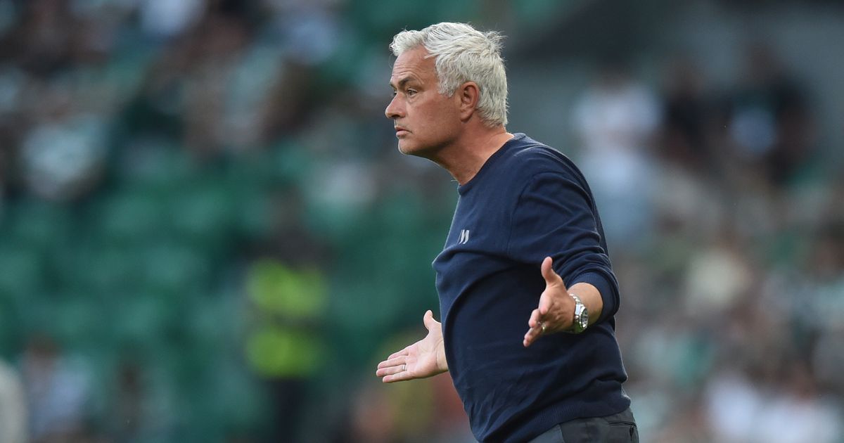 Mourinho dá bicada ao Sporting: «Não querendo desrespeitar o dono da casa...»