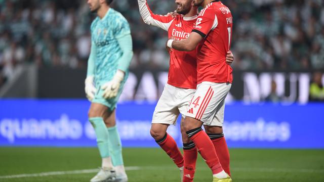 Jogadores do Benfica festejam vitória em Alvalade - Foto: Sérgio Miguel Santos