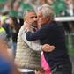 Rui Borges e José Mourinho antes do início do dérbi - Foto: Miguel Nunes