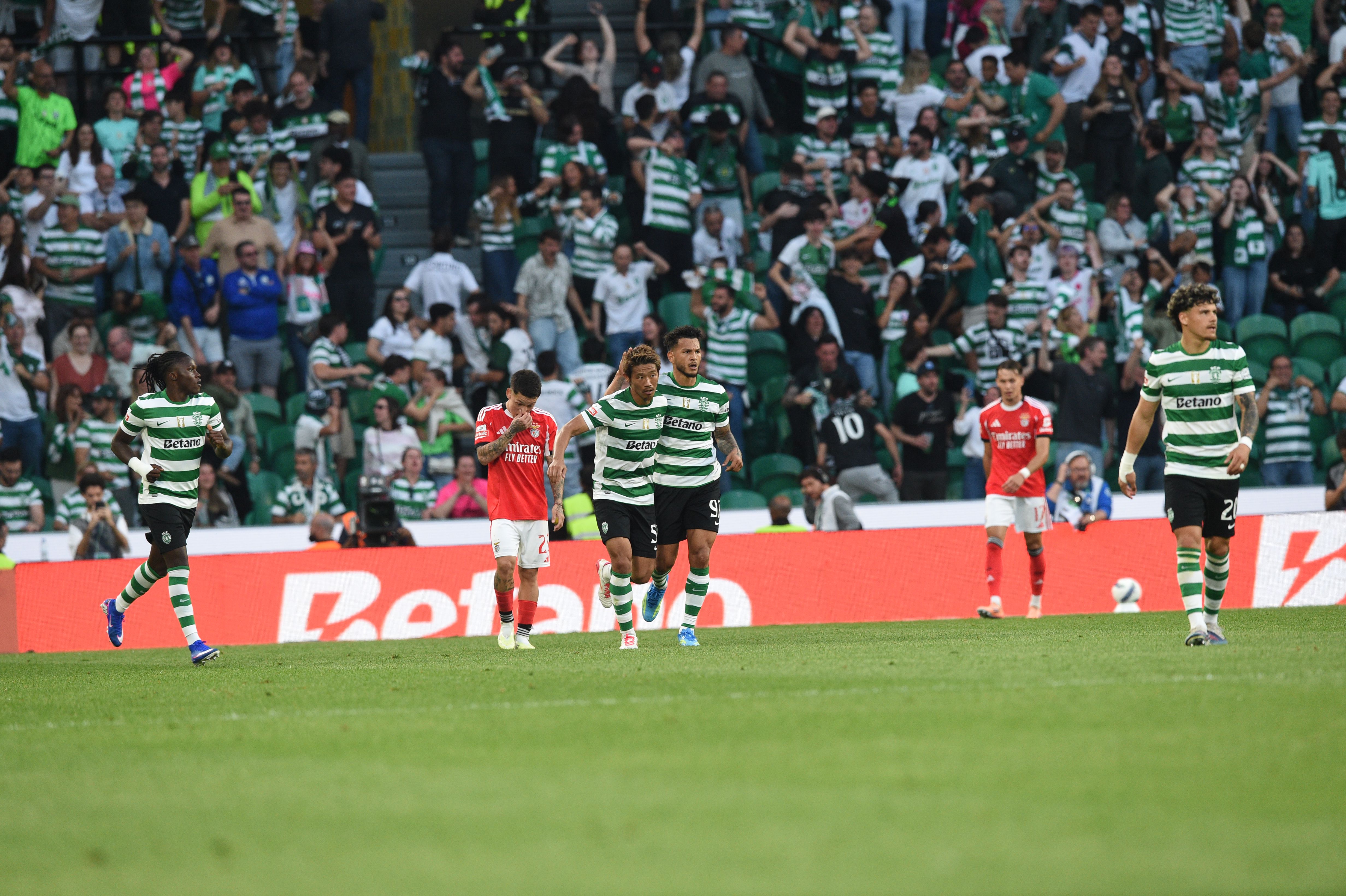 Morita festeja golo marcado ao Benfica - Foto: Miguel Nunes