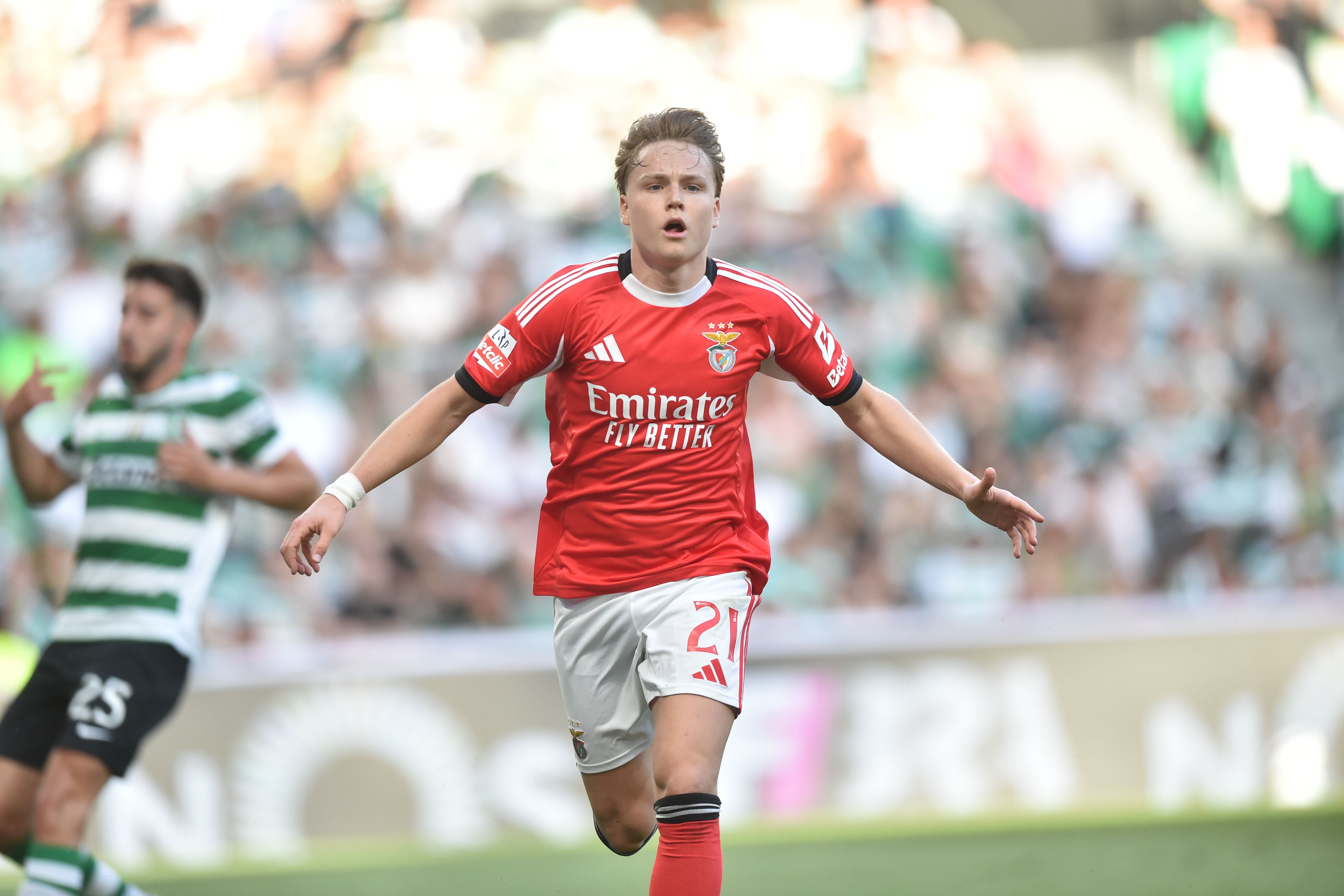 Schjelderup festeja o golo marcado ao Sporting  - Foto: Miguel Nunes