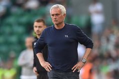 José Mourinho, treinador do Benfica, no jogo frente ao Sporting em Alvalade - Foto: Miguel Nunes