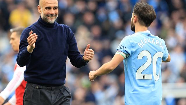 Ainda é amor? Bernardo só queria abraçar Guardiola, mas ele tinha outra ideia