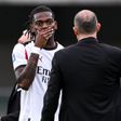 Rafael Leão pediu justificação a Allegri após ser substituído