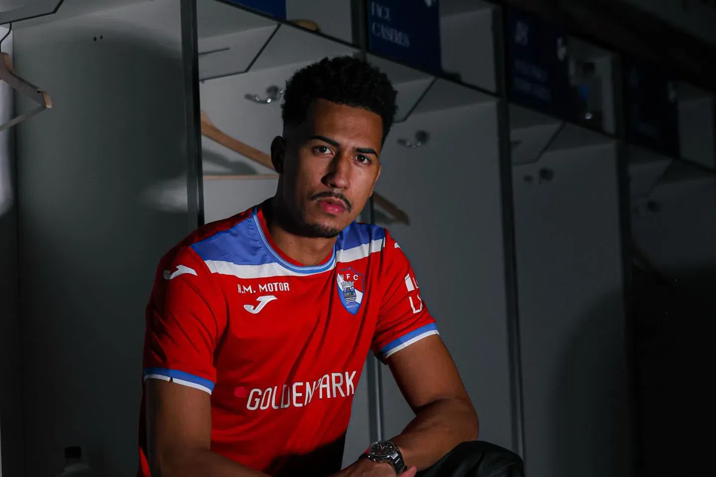 Weverson tem apenas uma partida ao serviço do Gil Vicente, mas aspira à primeira titularidade — Foto: Gil Vicente