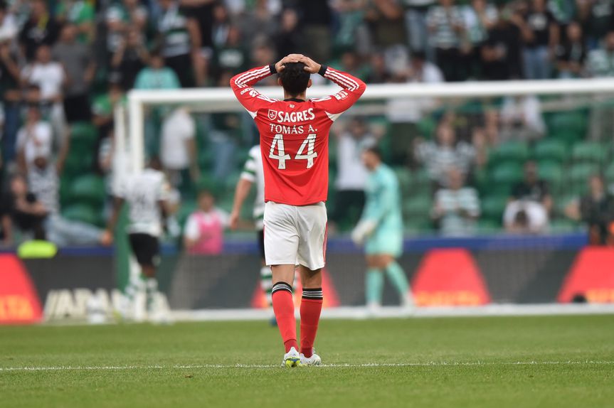 Tomás Araújo voltou a lesionar-se no dérbi frente ao Sporting - Foto: Miguel Nunes