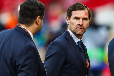 Villas-Boas: o «amigo Mourinho», com quem troca mensagens, e Farioli «por muito tempo»