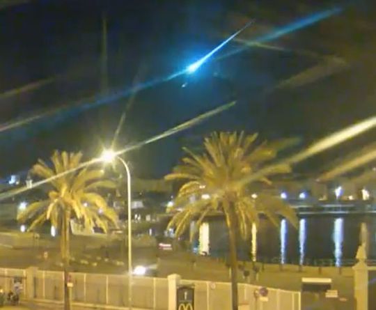 Vídeos: Agência Espacial Europeia explica meteorito visto em Portugal