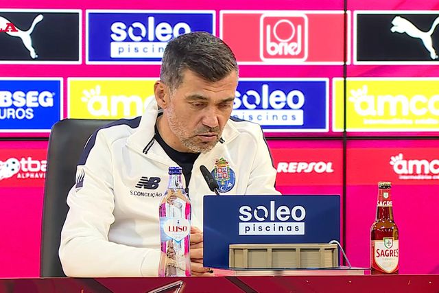 «Após a expulsão acho que não estivemos tão bem...»