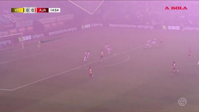 Ajax arranca empate a dois nos descontos frente ao já despromovido Vitesse