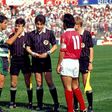Jorge Coroado arbitrou inúmeros jogos entre Benfica e Sporting, este foi na Luz, em 1990
