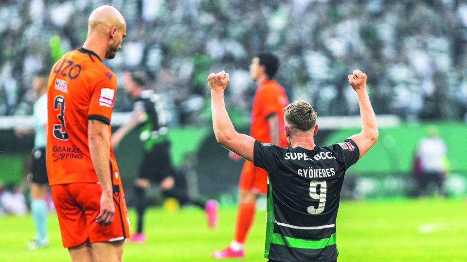 Vitória perdeu em Alvalade — em dia de festa para o Sporting —  e não se apurou para as competições europeias