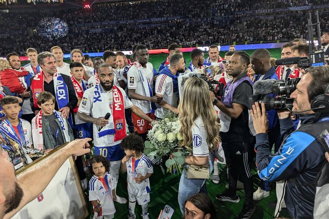Lacazette fez último jogo pelo Lyon