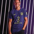 Camisola alternativa do Atlético de Madrid para 25/26 é inspirada nos AC/DC