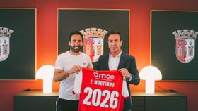 Mercado: SC Braga oficializa renovação com nome histórico