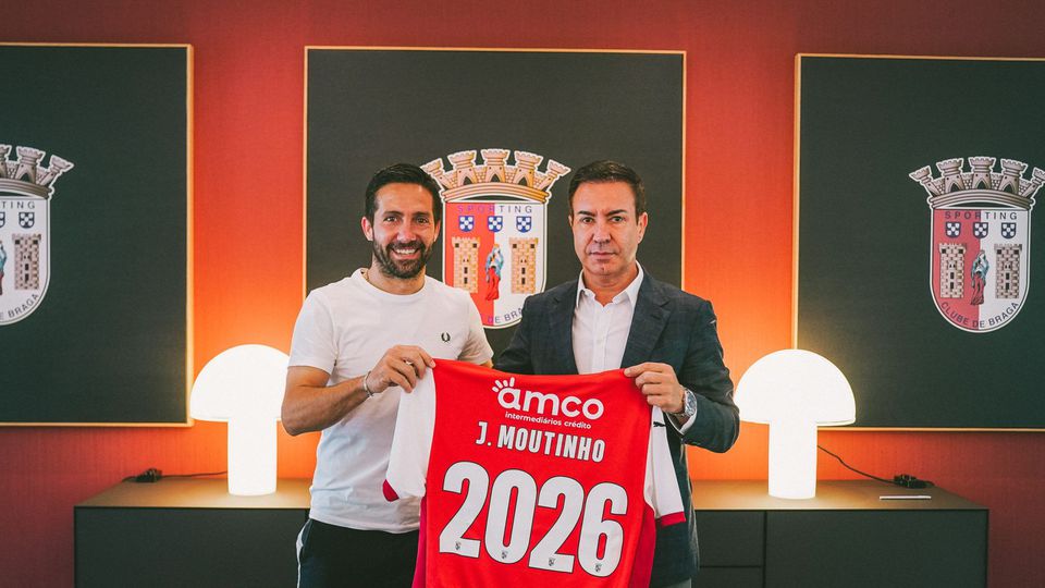 António Salvador e João Moutinho chegaram a acordo para a prorrogação do vínculo do jogador (Foto: SC Braga)